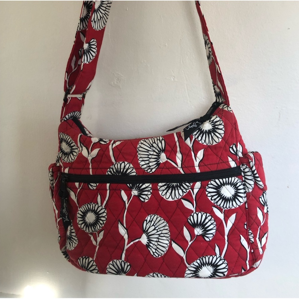 Vera Bradley Deco Diva shoulder bag/crossbody.  Beautiful red white black floral